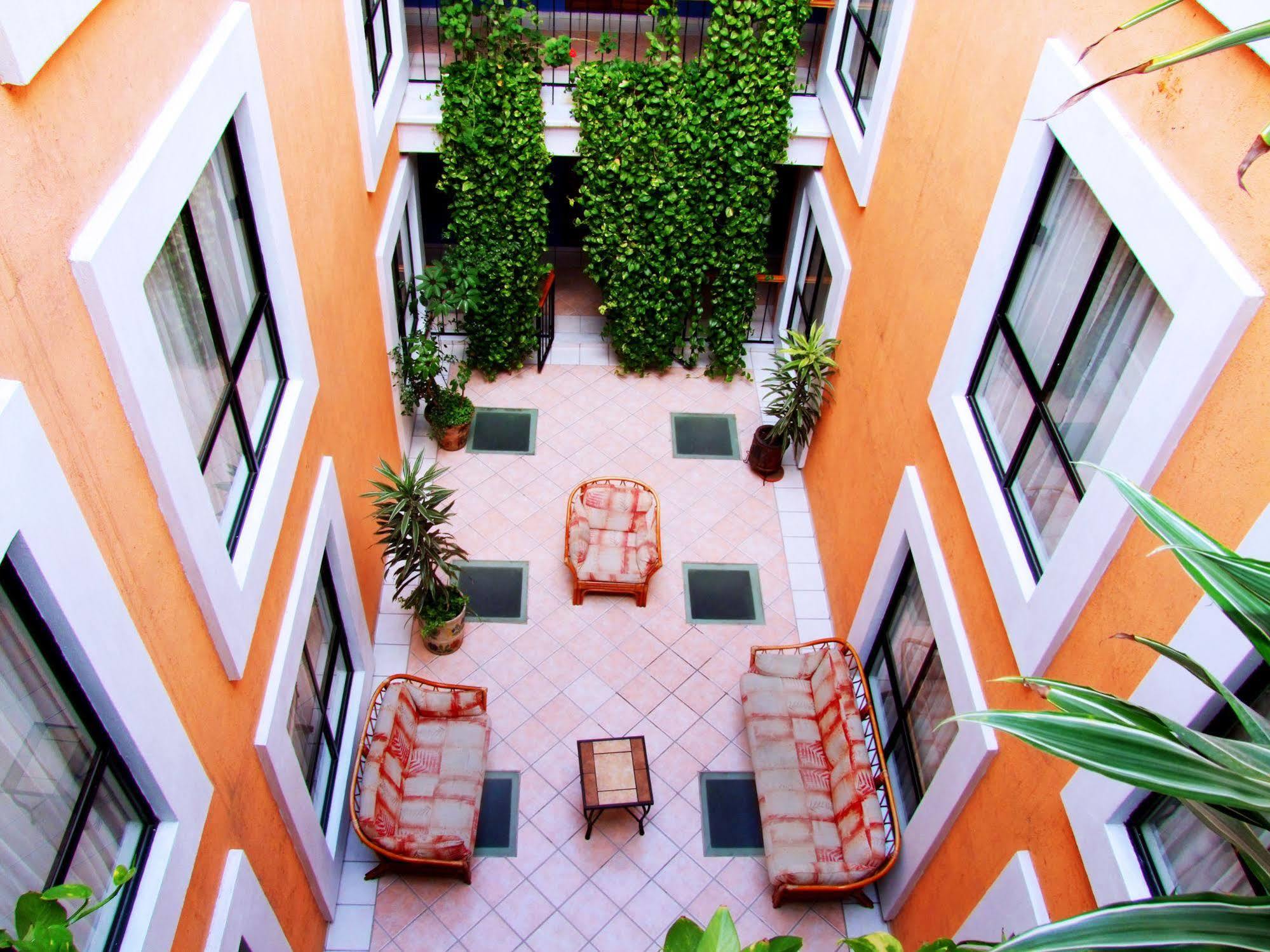 Hotel Oaxaca Dorado, Oaxaca Exteriör bild